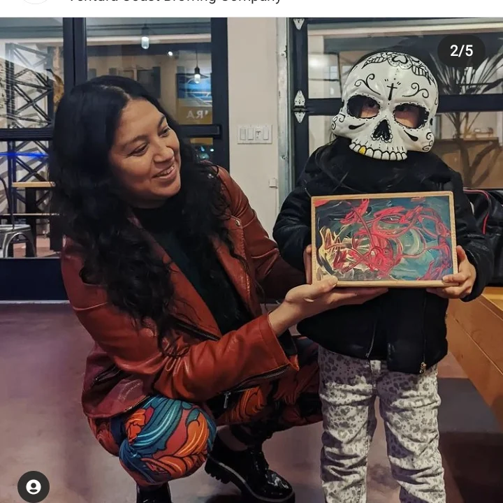 Leon Mikiztli (mi hijo) y Yo en su recibimiento del arte seleccionado para Ventura Coast Brewery. Leon Mikiztli (my son) and I, present for his winning art at Ventura Coast Brewery. Leon Mikiztli (mi hijo) y Yo en su recibimiento del arte seleccionado para Ventura Coast Brewery.
Leon Mikiztli (my son) and I, present for his winning art at Ventura Coast Brewery.